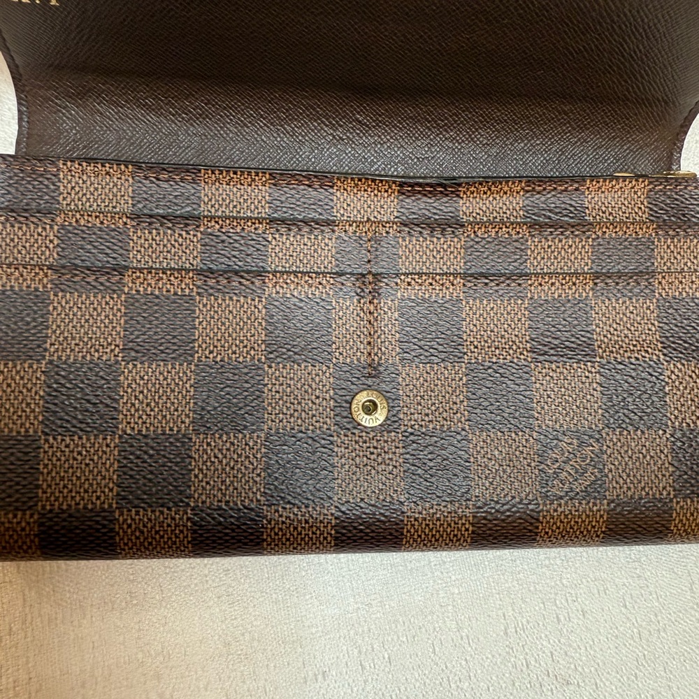 Louis Vuitton Sarah Wallet Damier Ebene Canvas Made in France (Monogrammed A.T.) - Picture 3 of 13